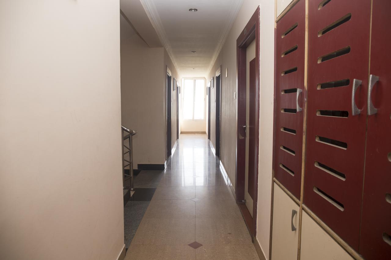 Oyo 3345 Shubham Beach Hotel Пури Екстериор снимка